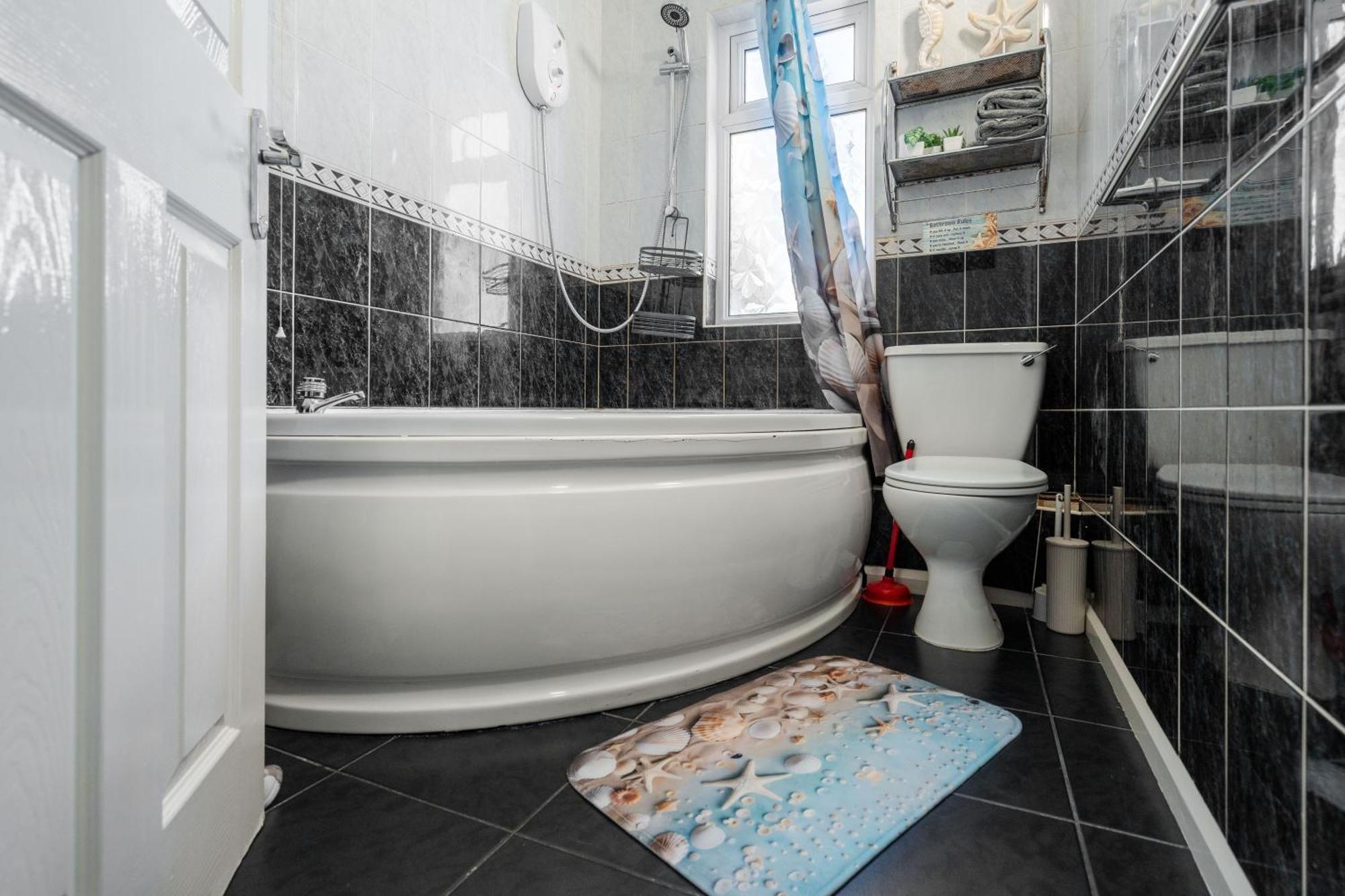 Apartment Charming 5-bedroom Terraced House In Old Swan Liverpool