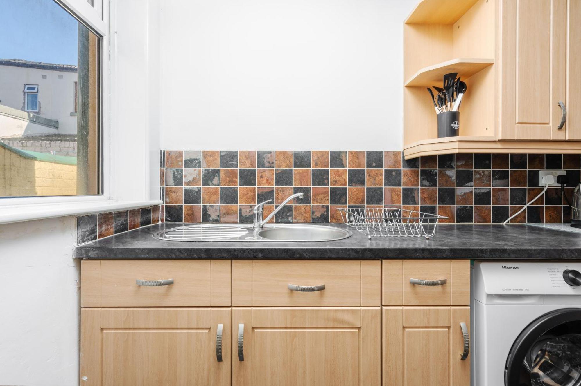 Apartment Charming 5-bedroom Terraced House In Old Swan *